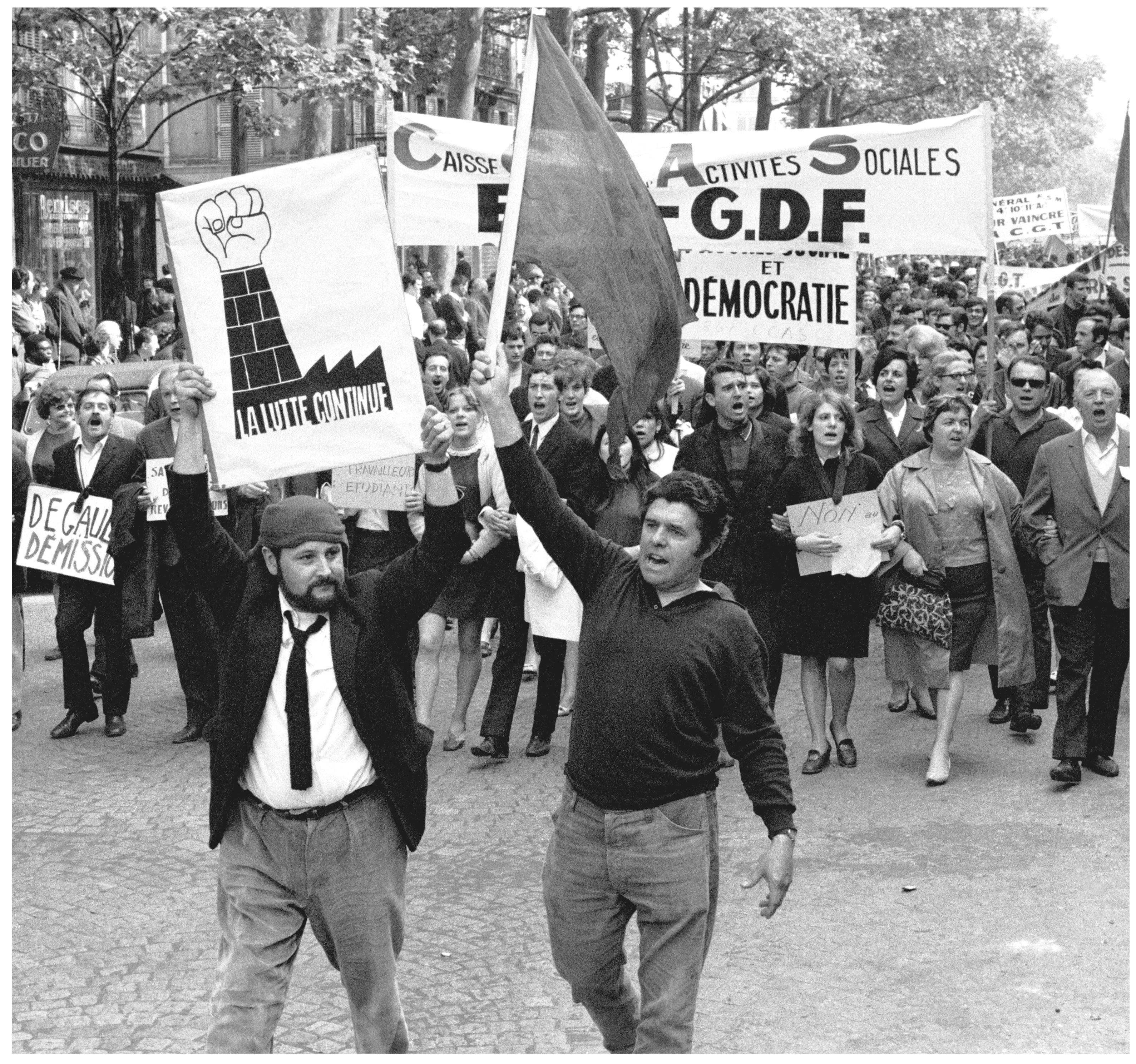 Studentski bunt u Francuskoj 1968. natjerao je predsjednika Charlesa de Gaullea da se privremeno skloni izvan Francuske