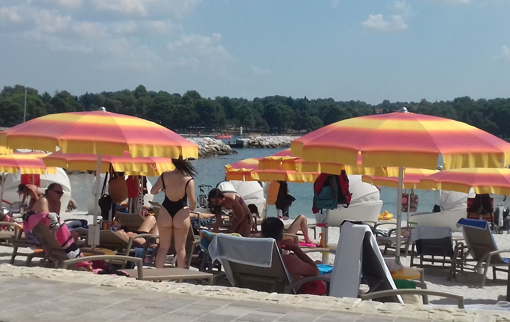 Na plaži