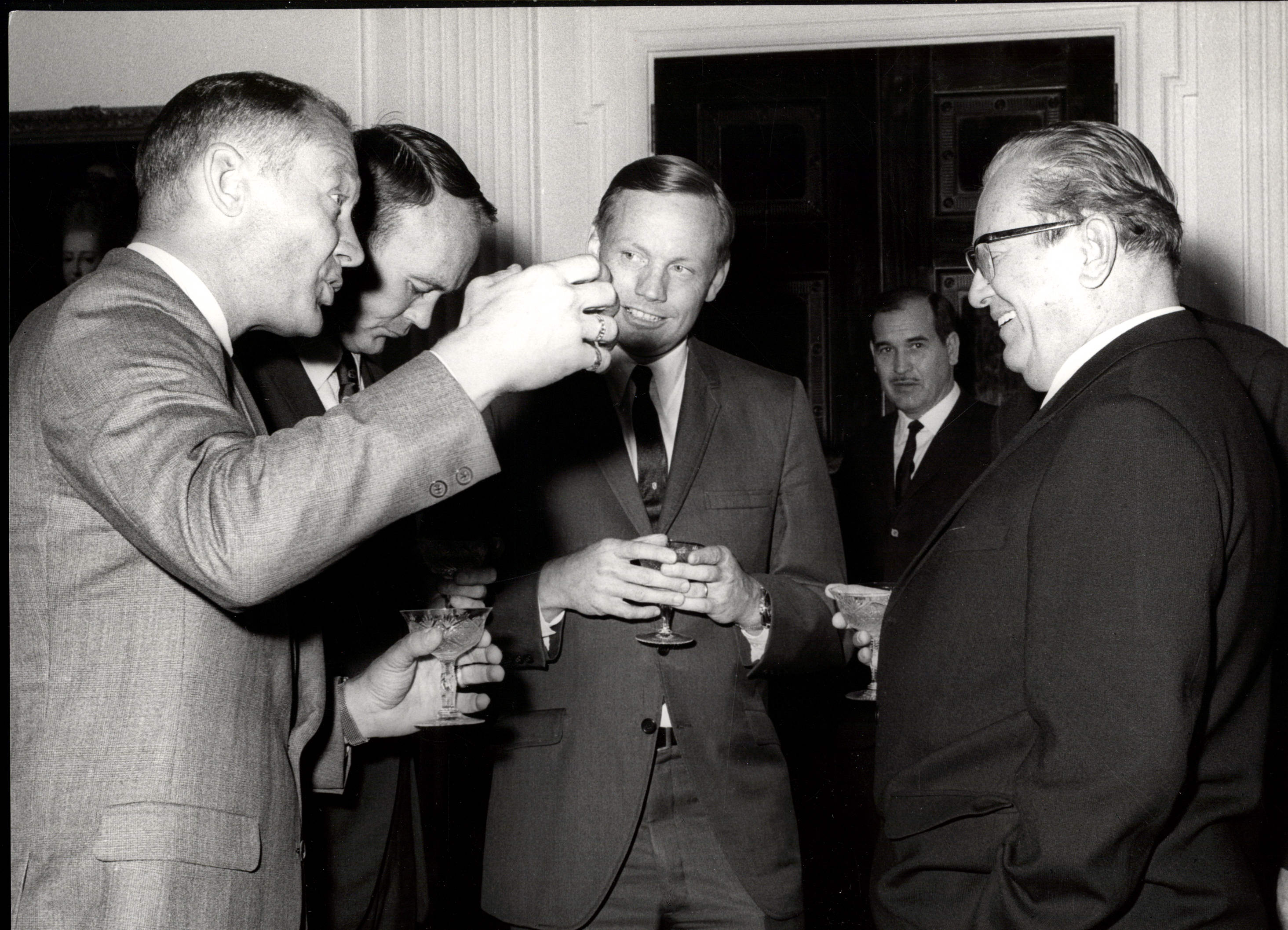 Neil Alden Armstrong, Michael Collins i Edwin Eugene Buzz Aldrin kod Tita u Beogradu u listopadu 1969.