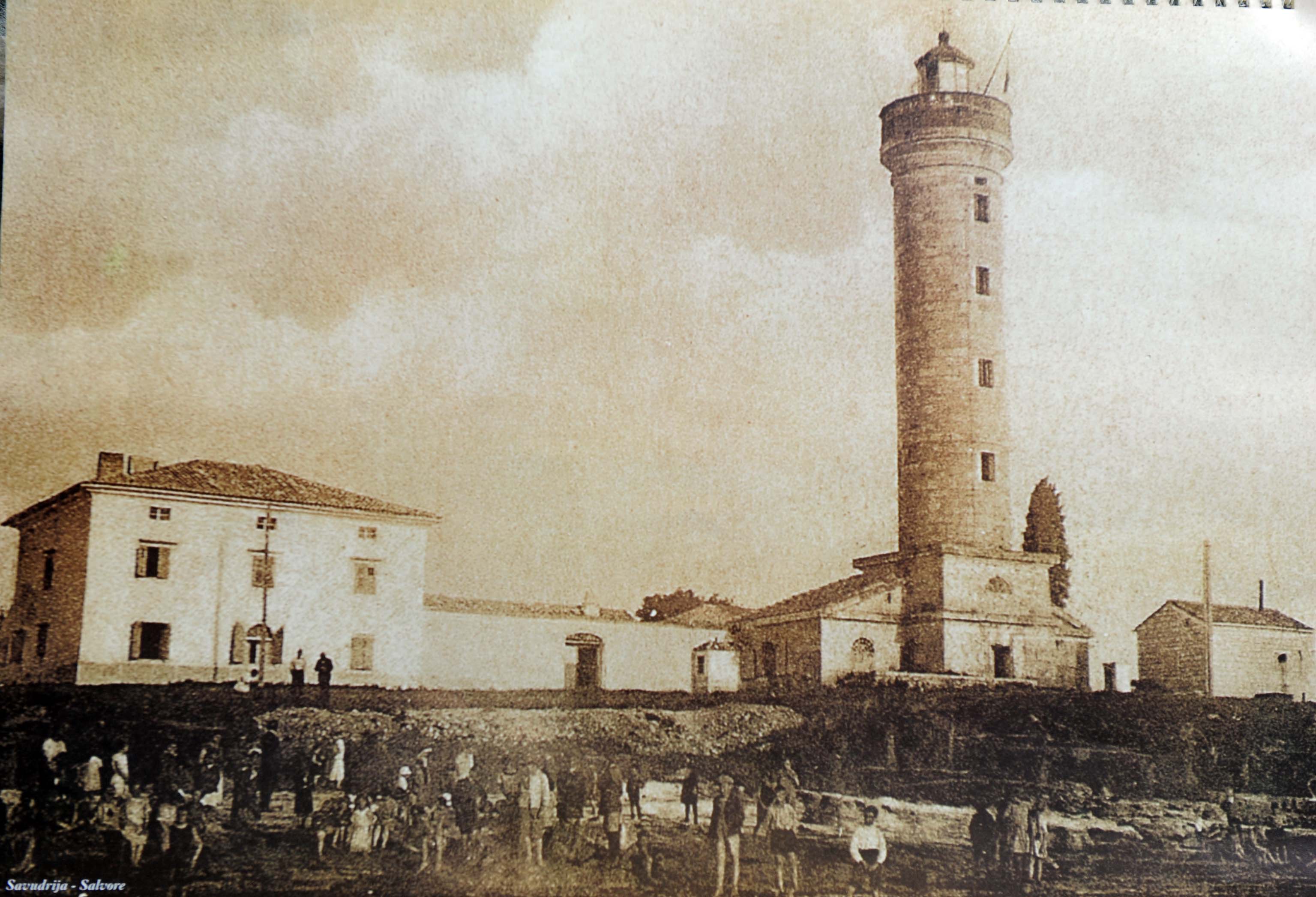 Svjetionik je građen po projektu arhitekte Pietra Nobilea