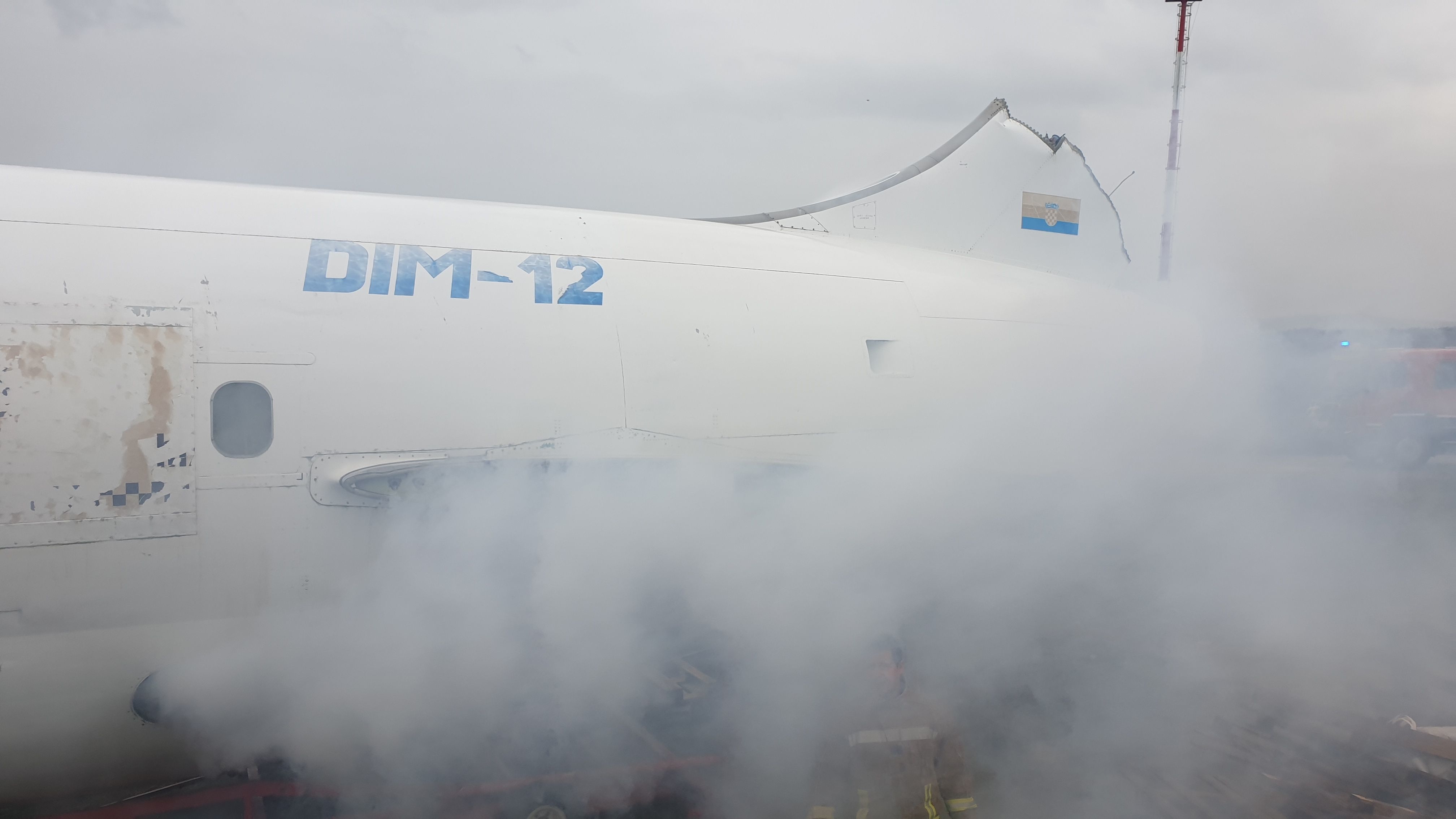 Snimanje serije Nesreće: Vježba gašenja na krčkom aerodromu