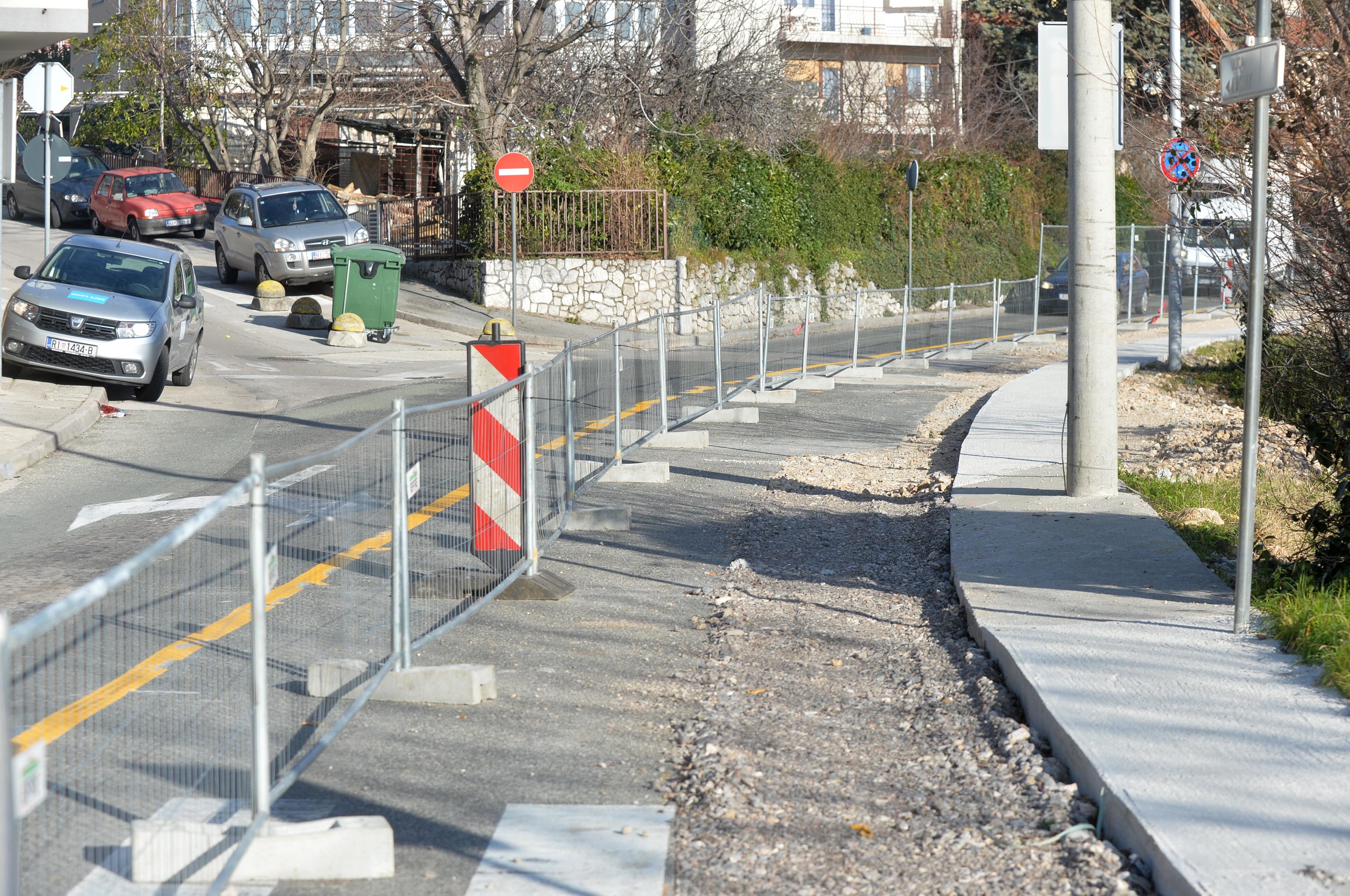 Slijedi asfaltiranje i postavljanje prometne signalizacije / Snimio Damir ŠKOMRLJ