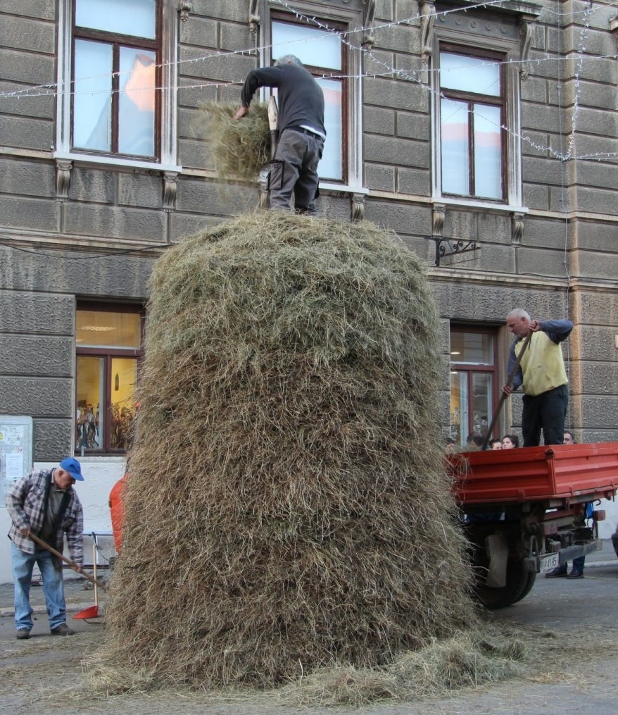 Kožarićev »Stog sijena« trebao bi biti ponovo postavljen / Foto MMSU