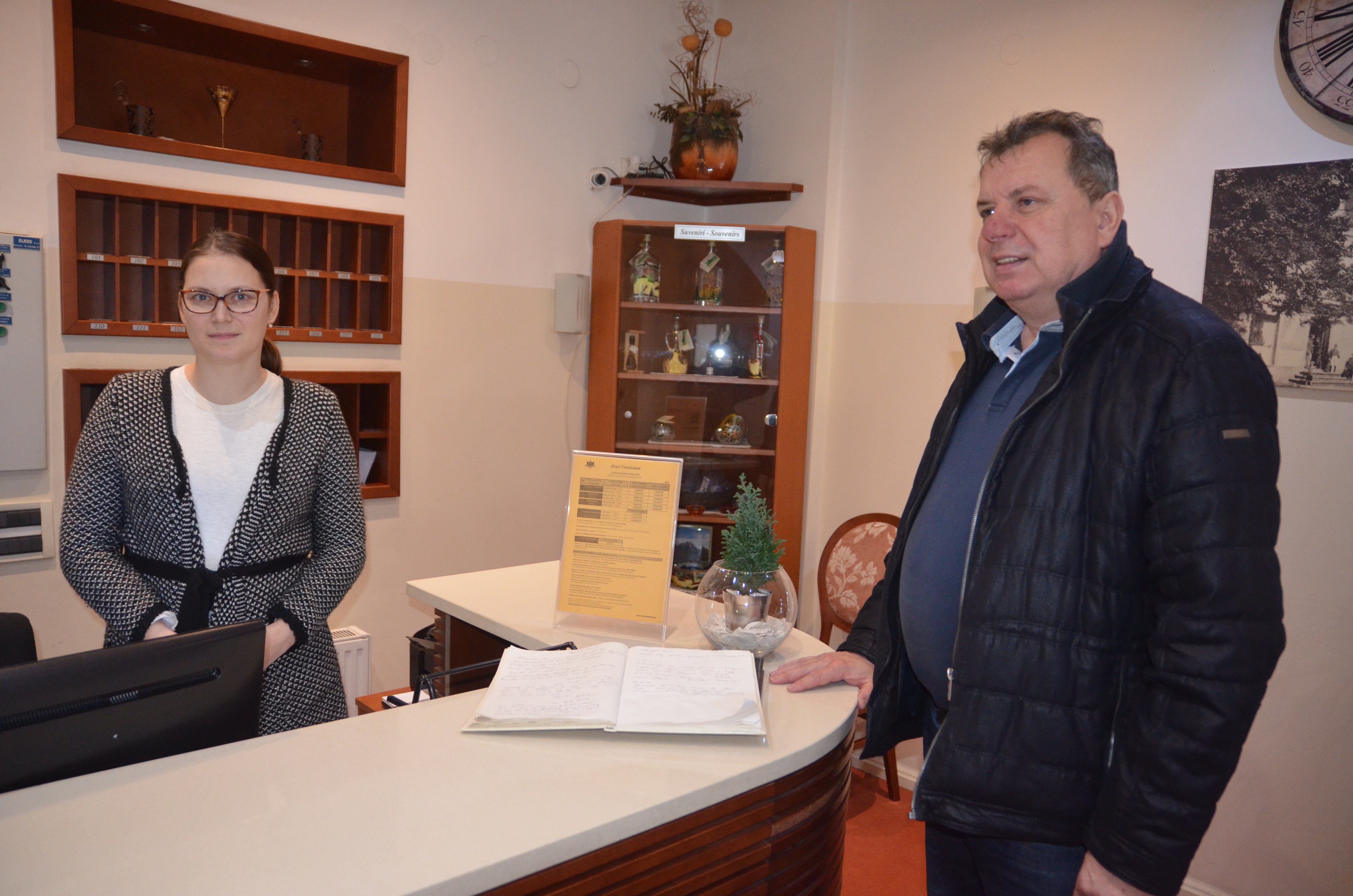 Kći »rasla« zajedno s hotelom i danas u njemu radi - Ivana Jelić i Milan Ceranić / Snimio M. KRMPOTIĆ