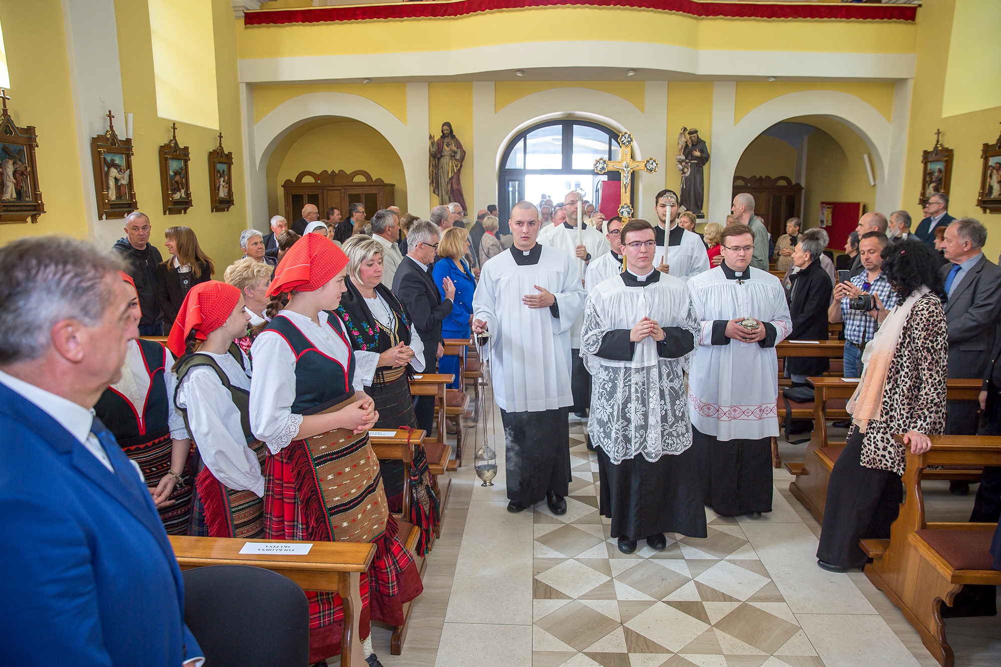 20. obljetnica biskupskog ređenja Mile Bogovića / Snimio Marin SMOLČIĆ