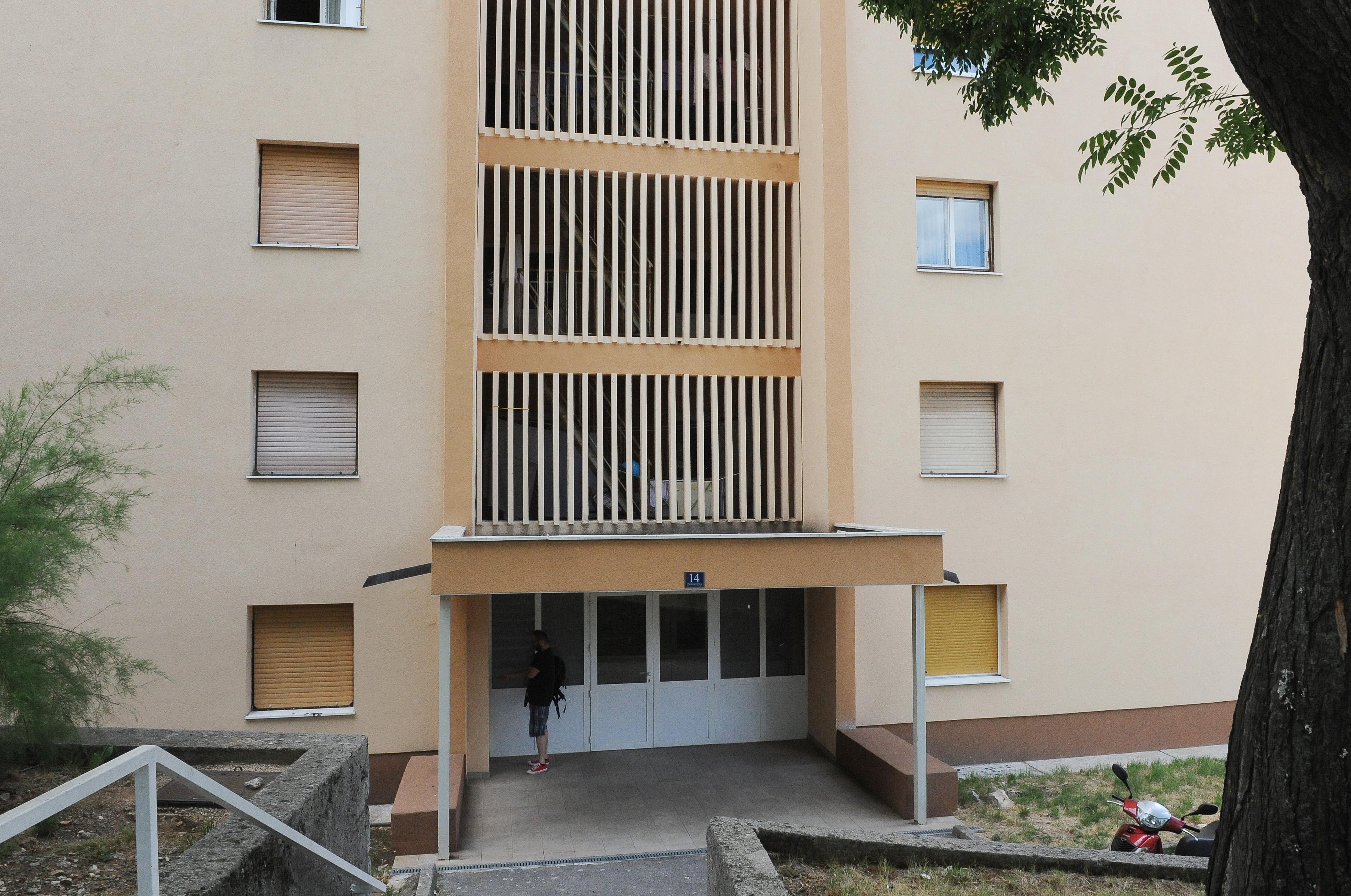 Bivši susjedi na Gornjoj Vežici o Srđanu Smojveru imaju samo riječi hvale / Foto Sergej DRECHSLER