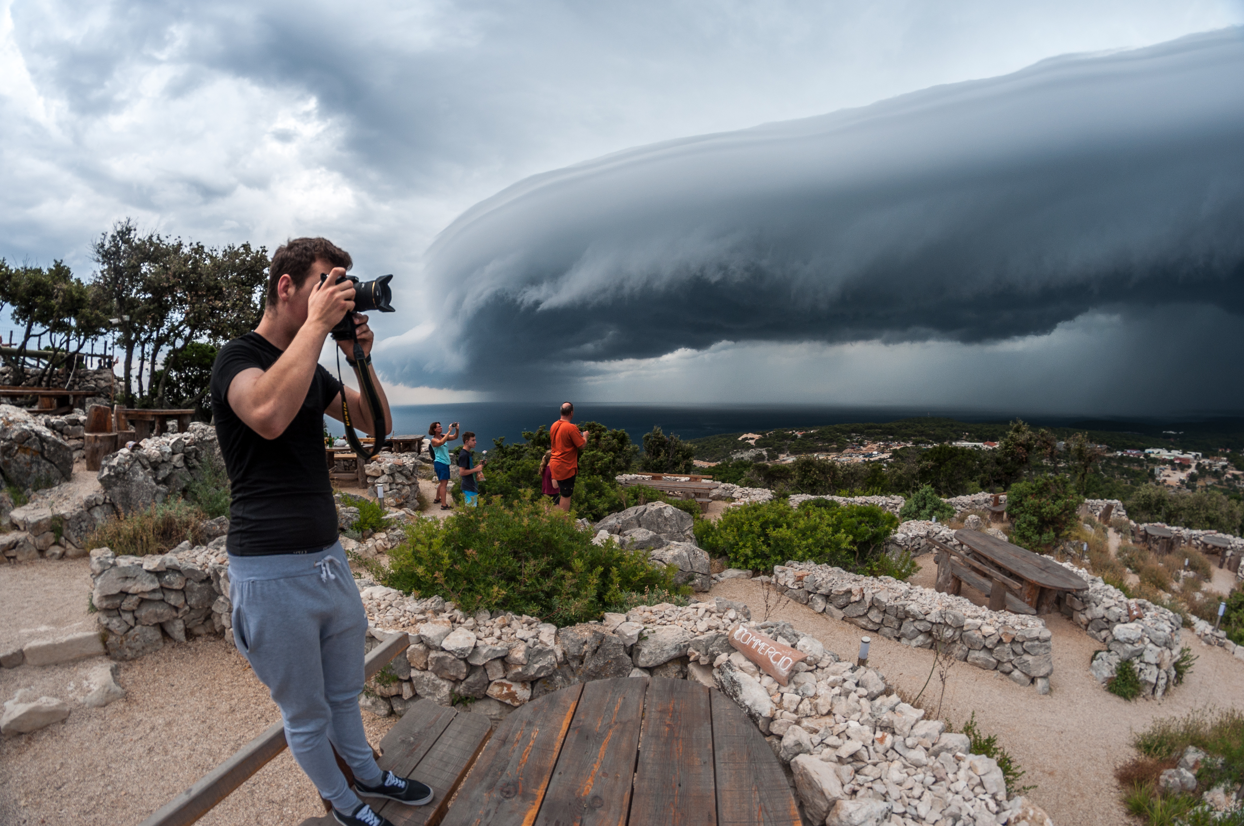 Munje, oblaci i druge meteorološke pojave najveća su strast Sandra Punceta