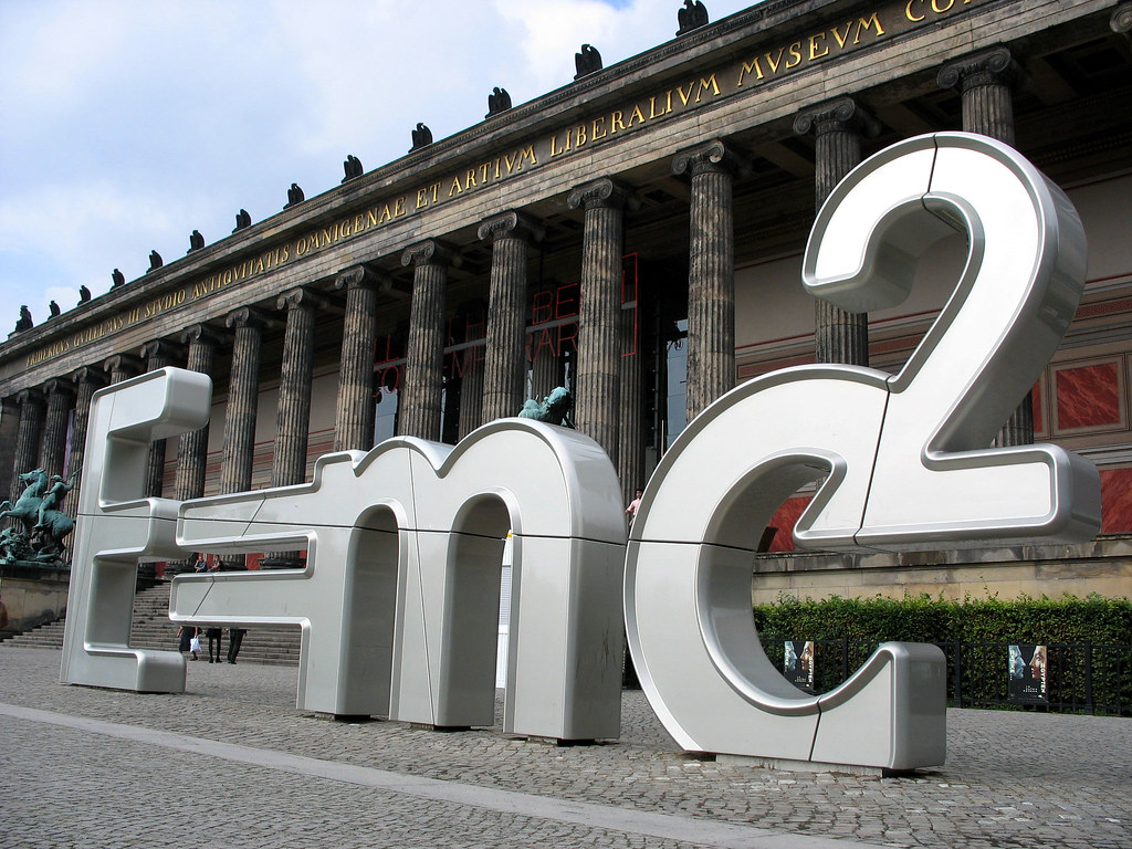 Formula ispred muzeja u Berlinu, Flickr