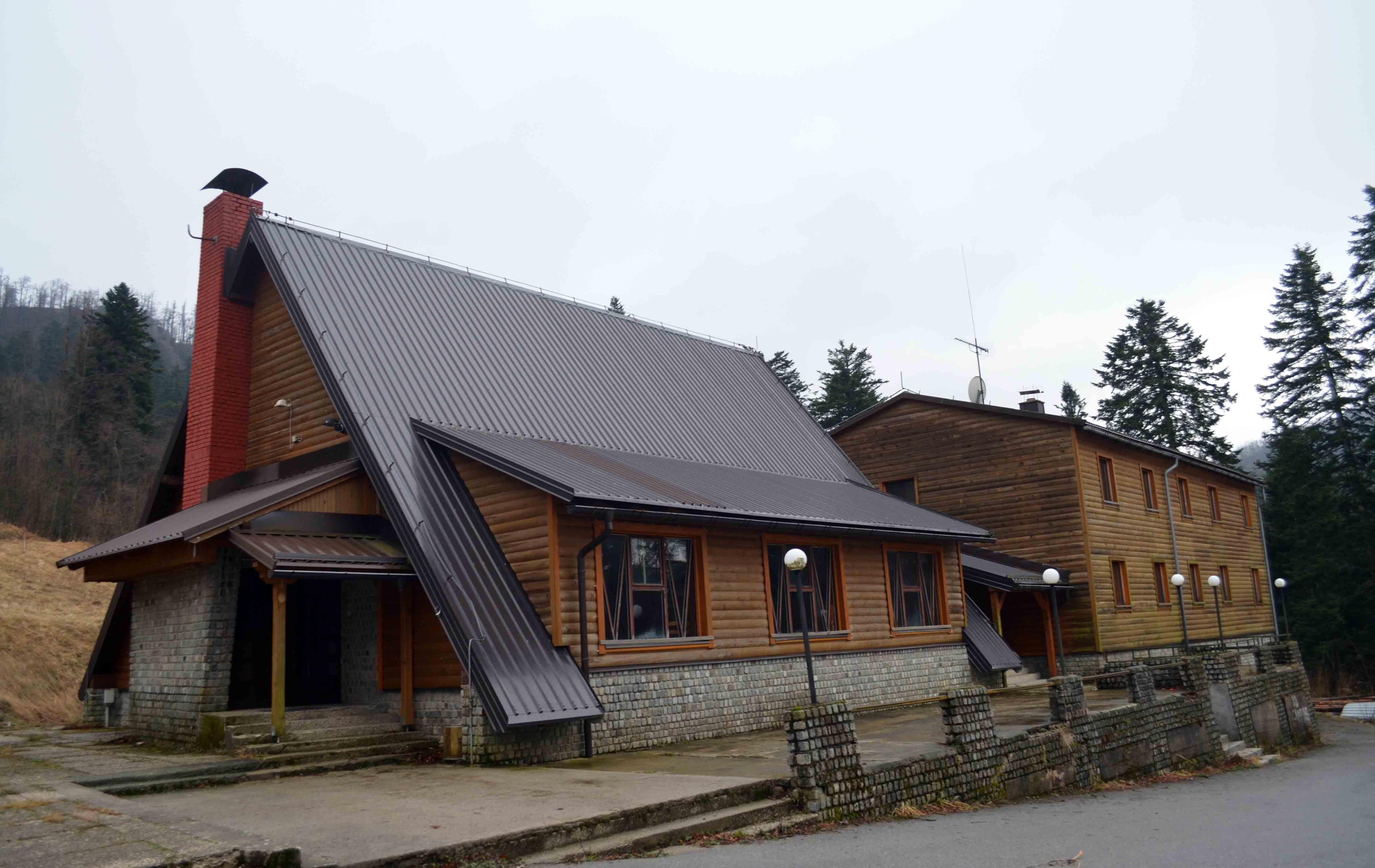 Bivši motel Jezero, obnovljen i preuređen u restoran gruzijske kuhinje, vrata otvara u svibnju / Foto Marinko KRMPOTIĆ