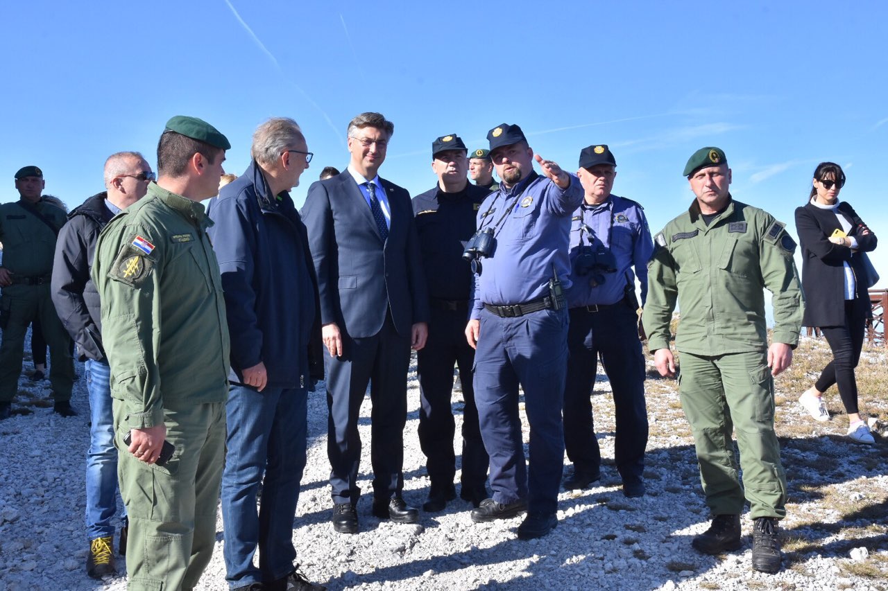 Andrej Plenković u obilasku granice s BiH