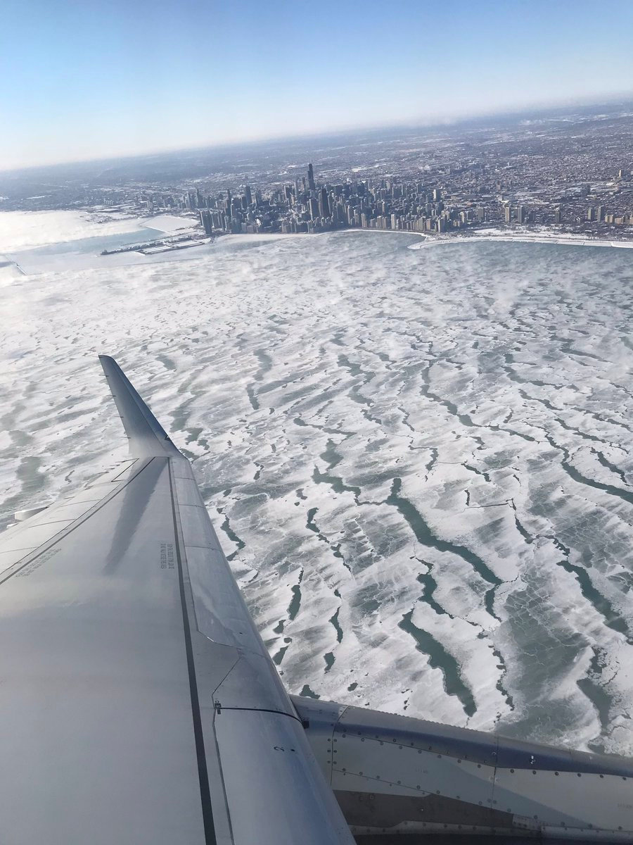 Pogled iz aviona na zaleđeno jezero Michigan / Foto REUTERS