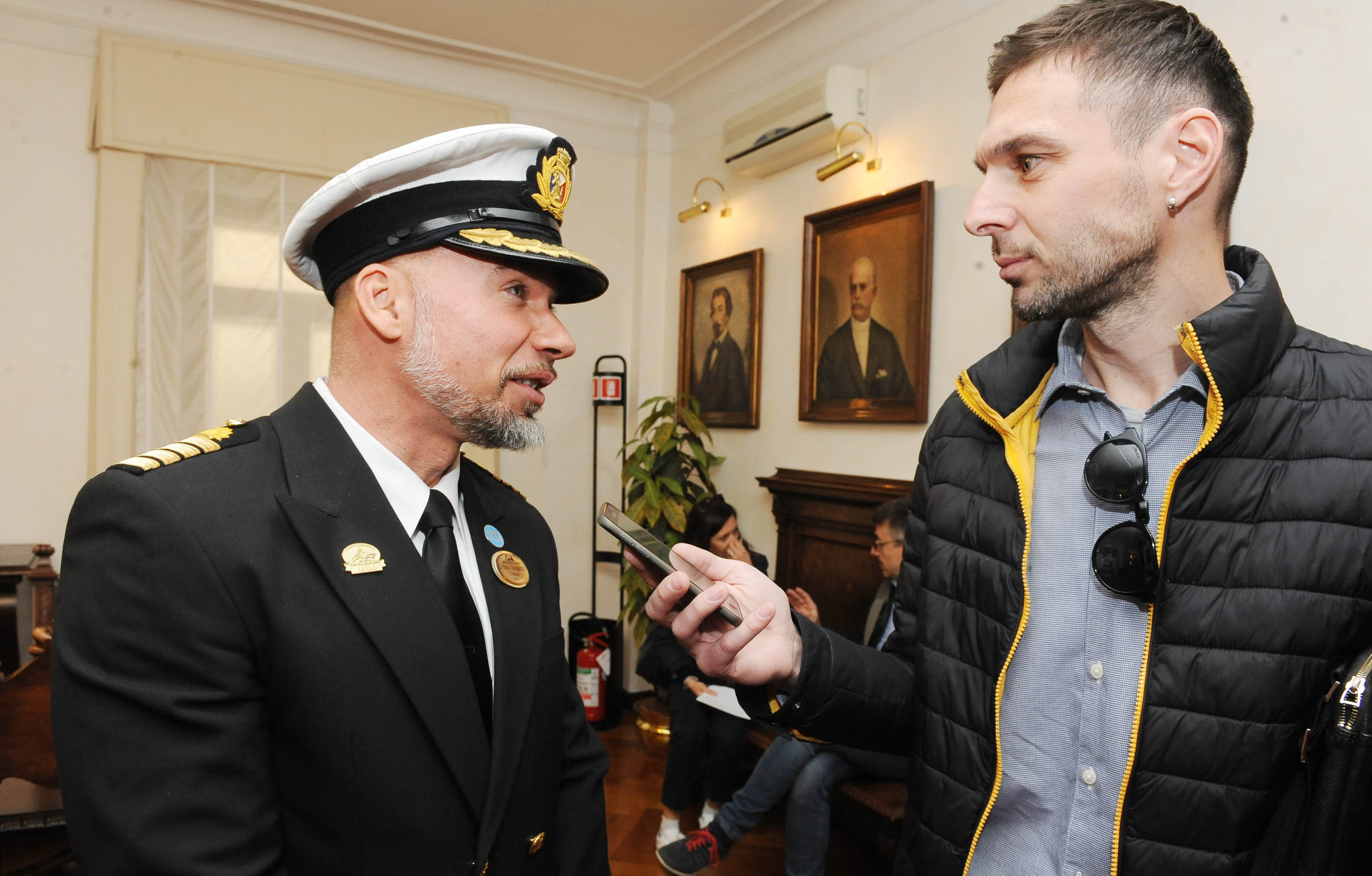 Naš novinar Marko Cvijanović u ugodnoj ćakuli s kapetanom Saganijem