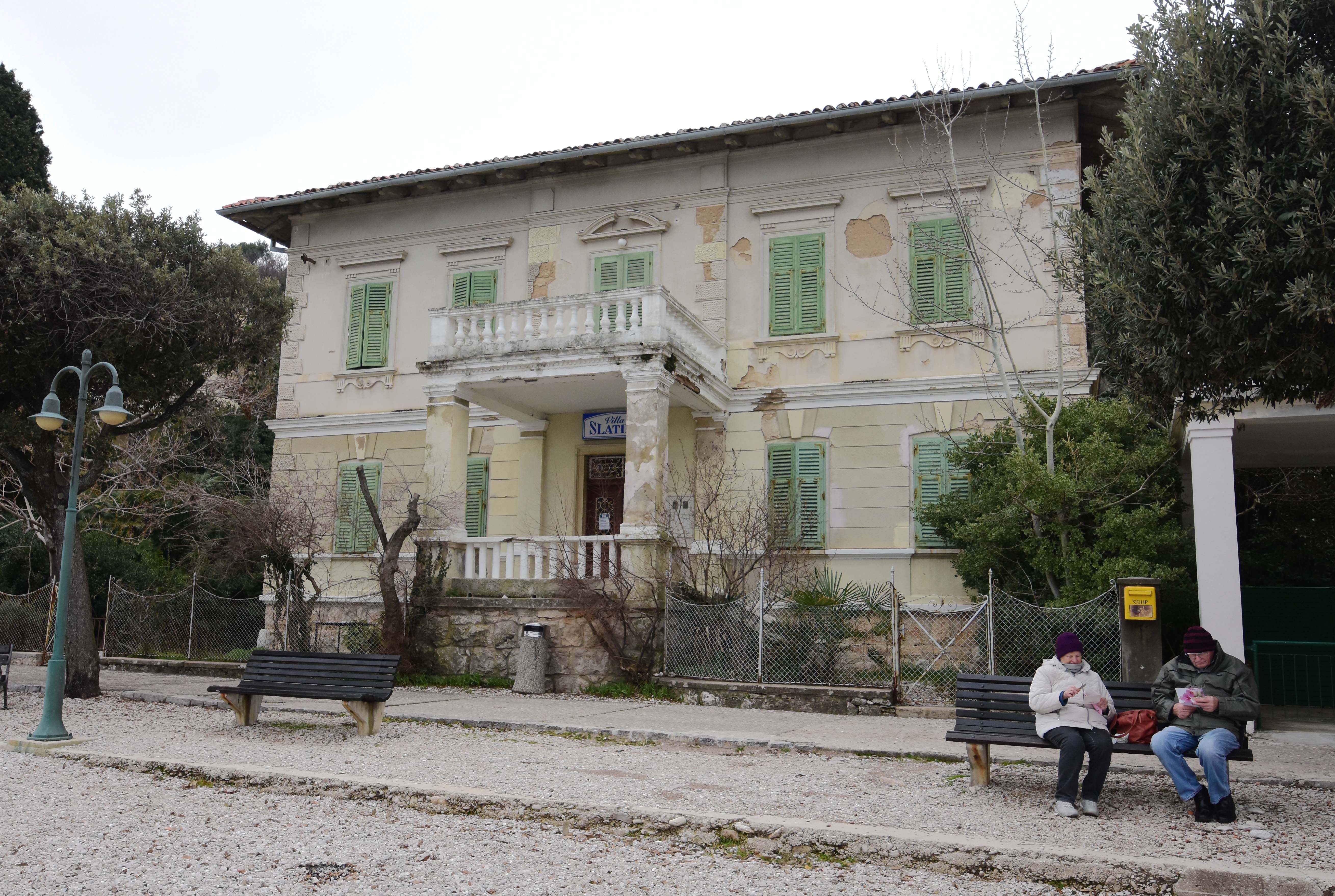 LRH-ova Villa Slatina ruglo tik do plaže Sipar, jedne od najljepših na Jadranu / Foto Marin ANIČIĆ