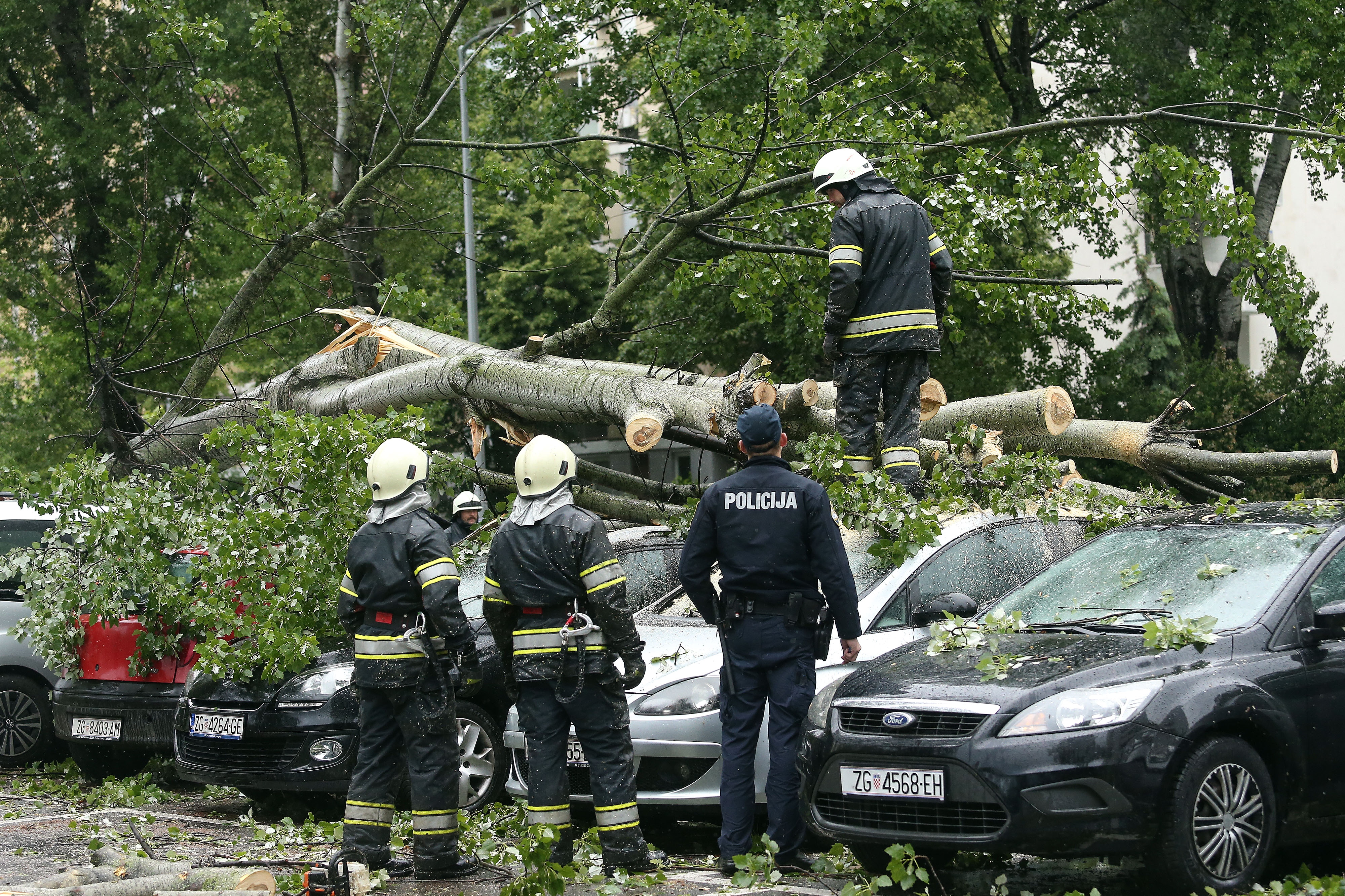 Nevrijeme u Zagrebu, jak vjetar, Foto Luka Stanzl / PIXSELL