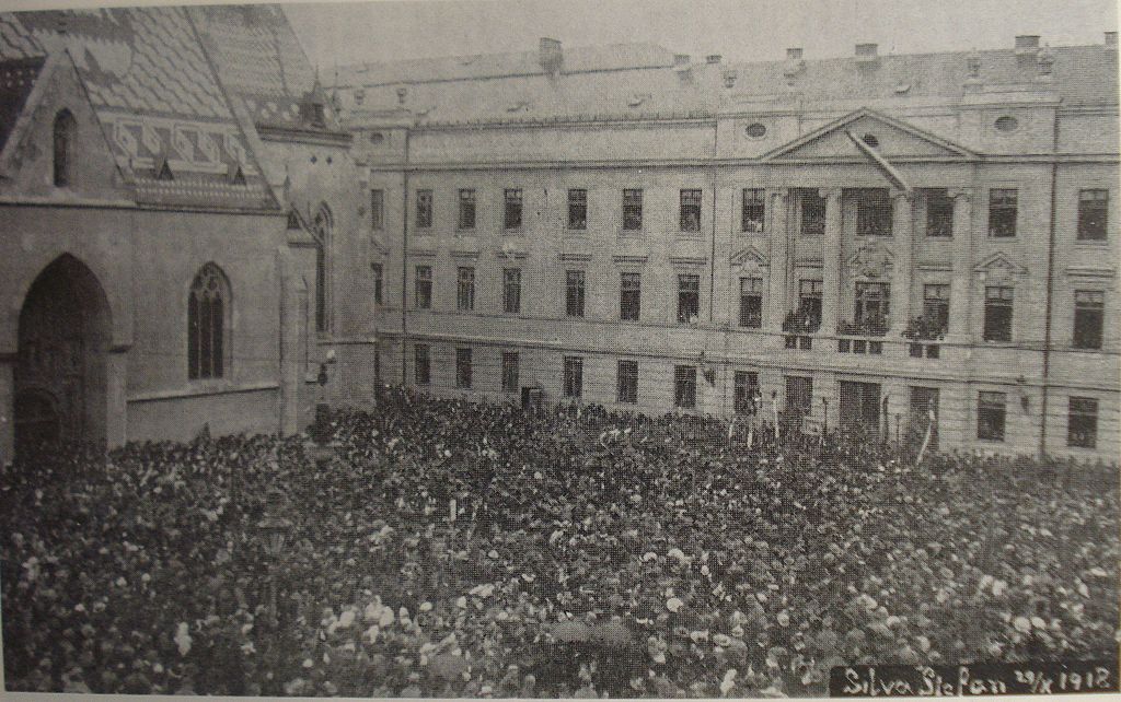 29. listopada 1918. hrvatski sabor je raskinuo državnopravne odnose s Austro-Ugarskom, a istodobno je samostalna Hrvatska pristupila kraljevini SHS