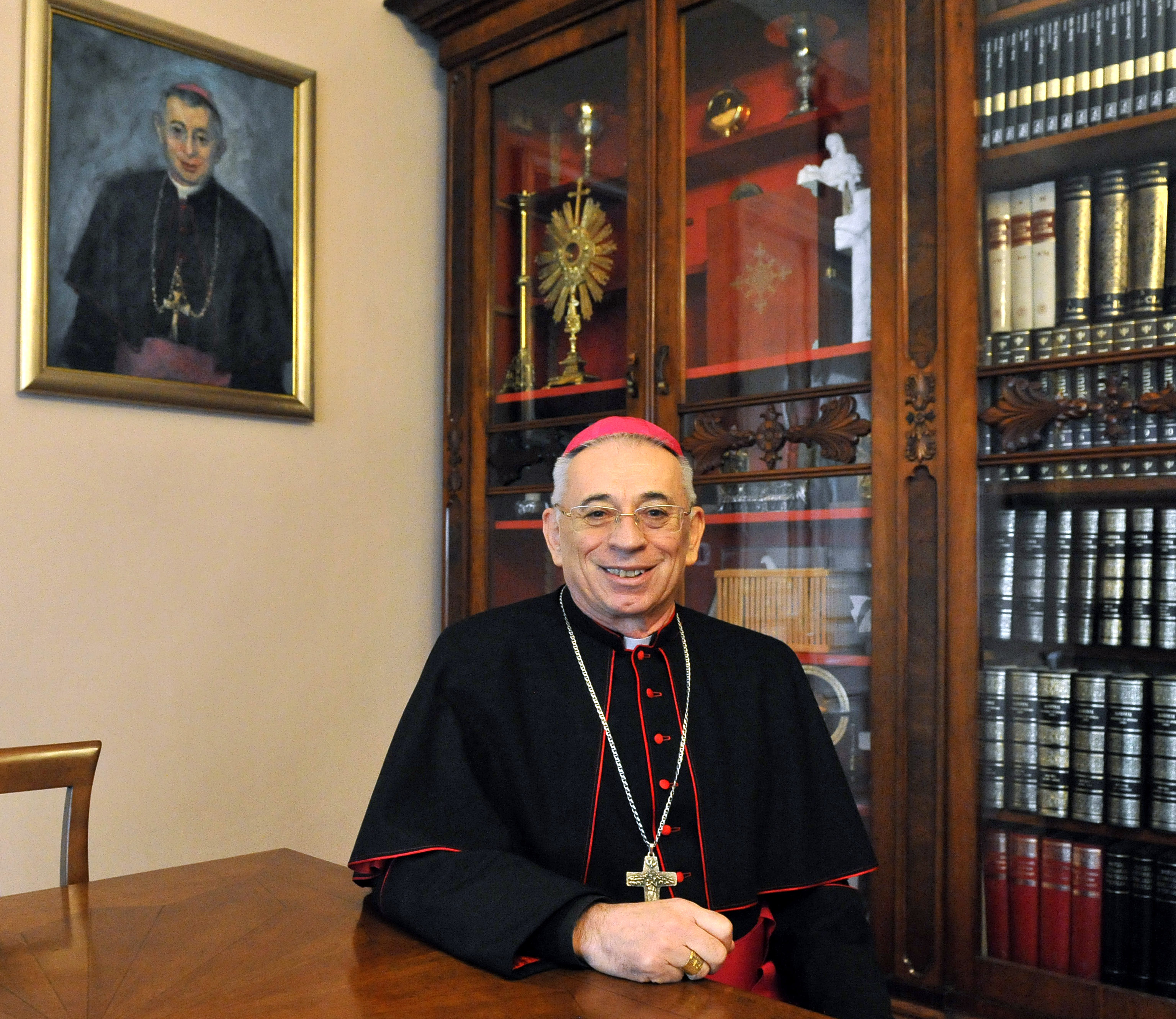 nadbiskup Ivan Devčić, snimio Silvano JEŽINA