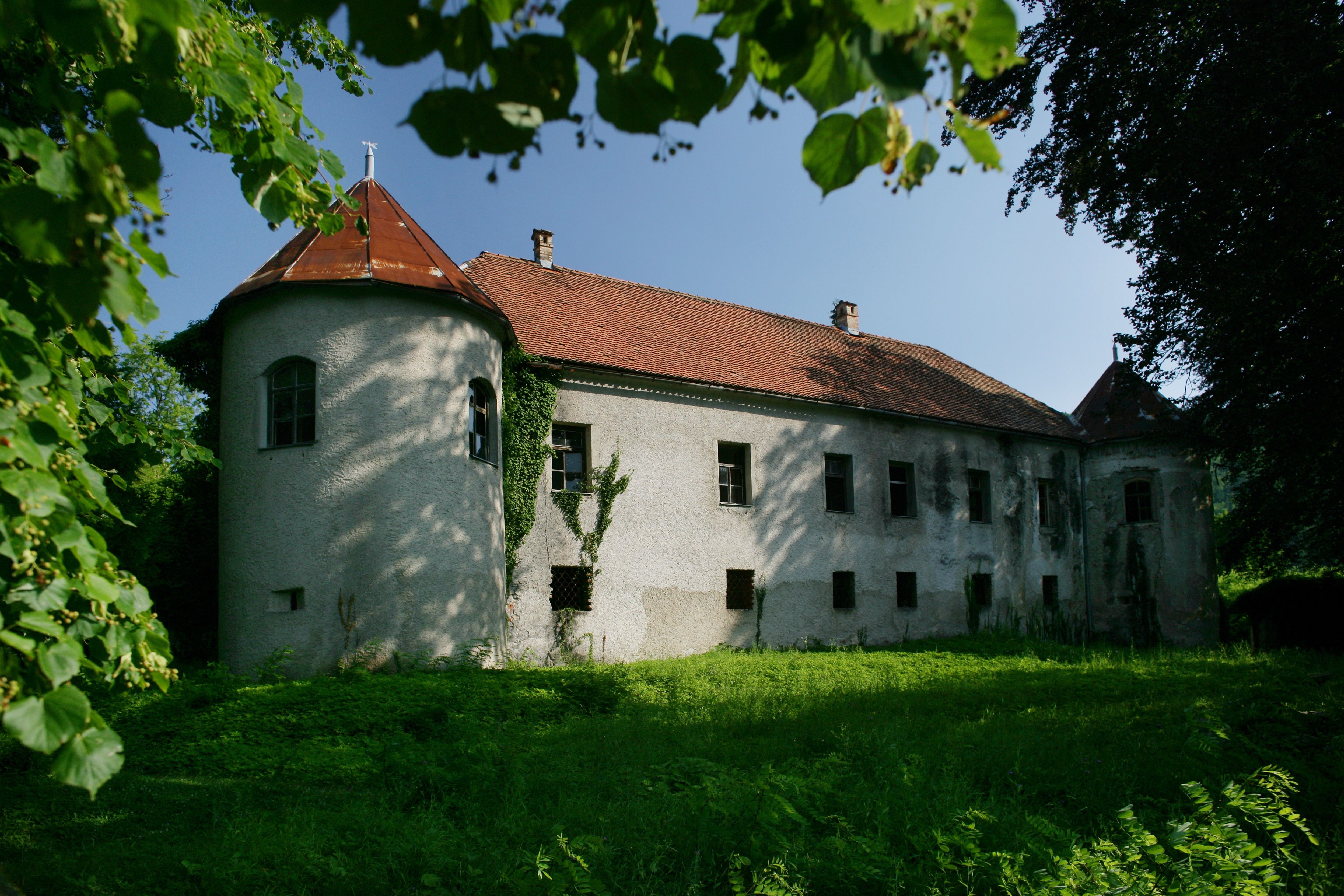 Dvorac u Severinu sa zaštićenim perivojem