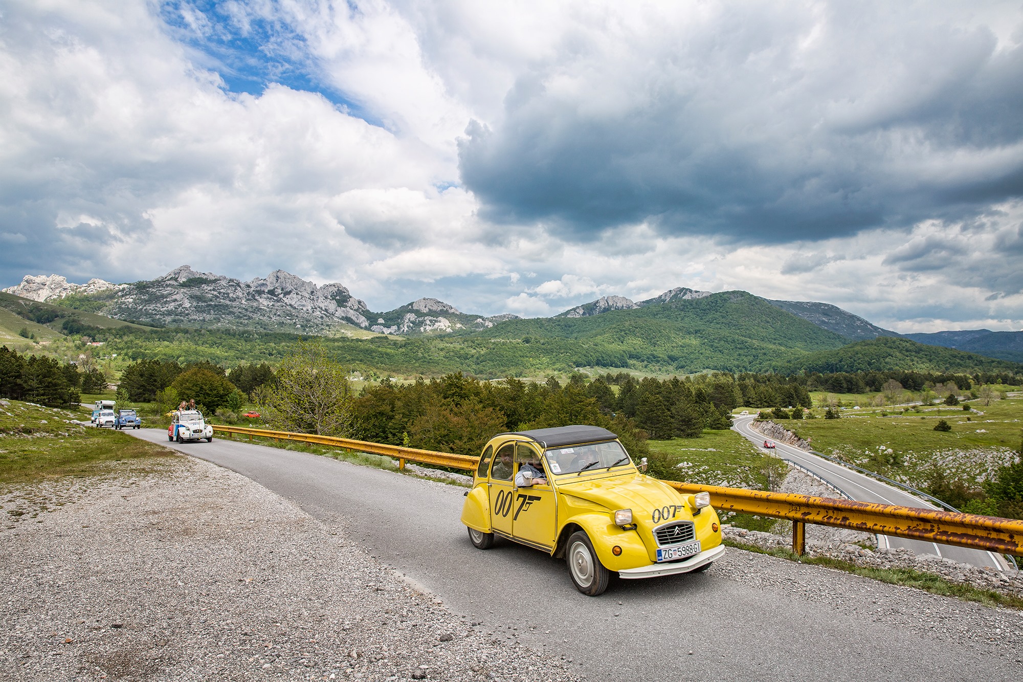 Spačeki obilaze Velebit, Hrvatski Citroen klub, Foto Marin SMOLČIĆ