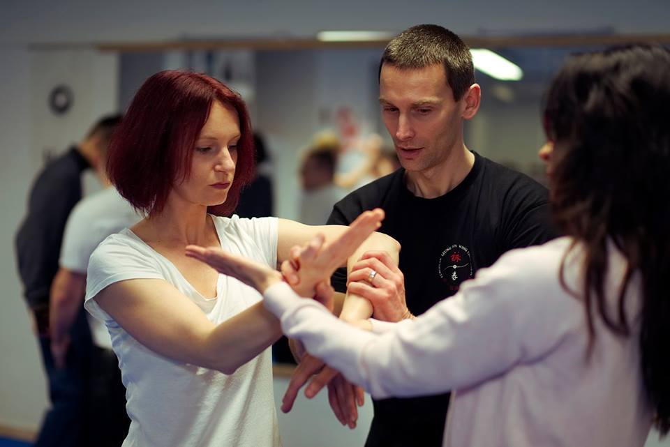 Sifu Pap objašnjava poziciju Kwan Sao