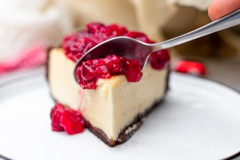 Cheescake s višnjama i tofuom/Unsplash