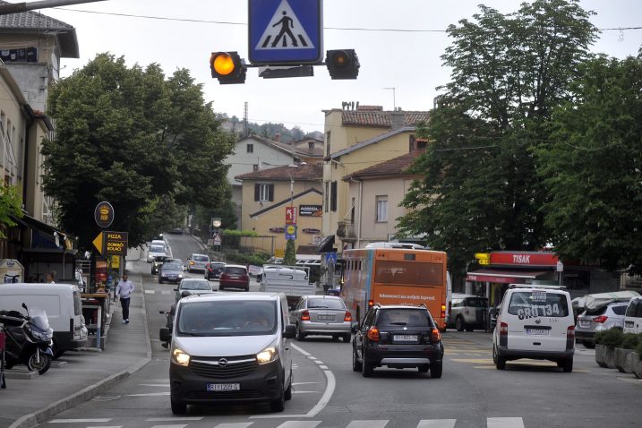 Prometni problemi bili su glavna tema vijećničkih pitanja