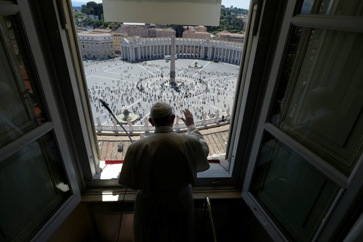 Papa Franjo se obratio vjernicima na Trgu sv. Petra / Foto: REUTERS