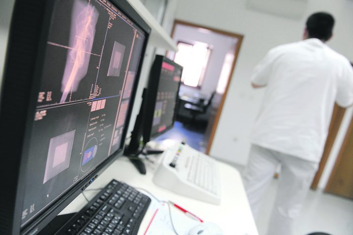 Kvarova na uređajima za radioterapiju nije pošteđena ni Klinika za onkologiju i radioterapiju Kliničkog bolničkog centra Rijeka / Snimio Petar Fabijan
