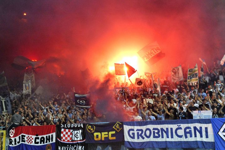 Armada u svojem navijačkom zanosu tijekom utakmice protiv Maribora prošle godine/Foto Arhiva NL