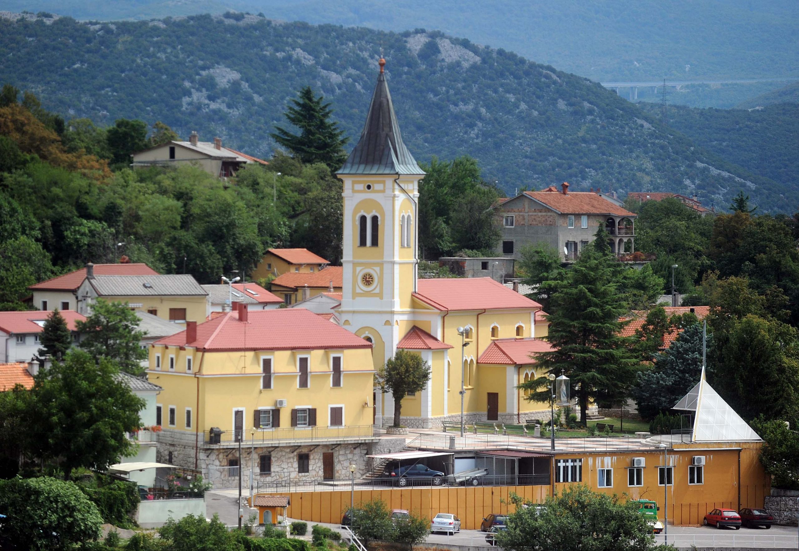 Crkva sv. Bartola u Cerniku / Snimio Roni BRMALJ