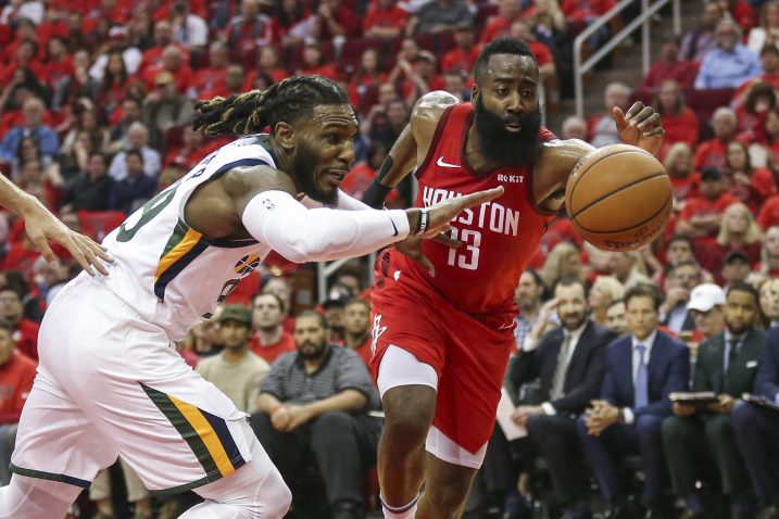 Jae Crowder (Utah) i James Harden (Houston Rockets)/Foto REUTERS