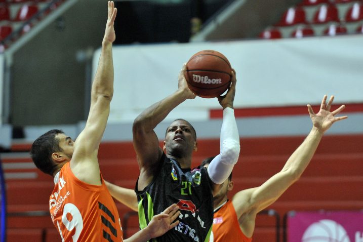 Bošnjak (Cedevita) i Williams (Škrljevo)/D. KOVAČEVIĆ