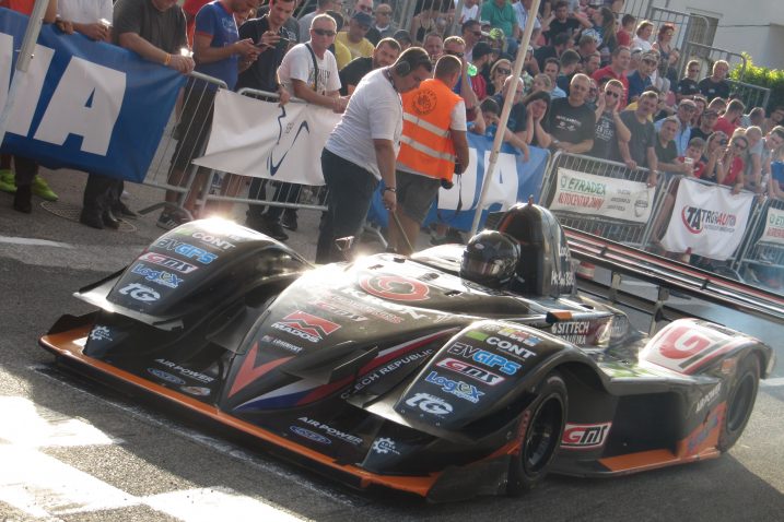 Miloš Beneš u svojem bolidu/M. KRPAN