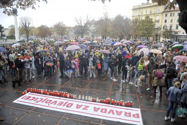 S riječkog prosvjeda Pravda za djevojčice / Foto Roni Brmalj