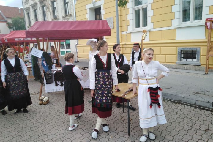 Članice Udruge 'Gačanka'