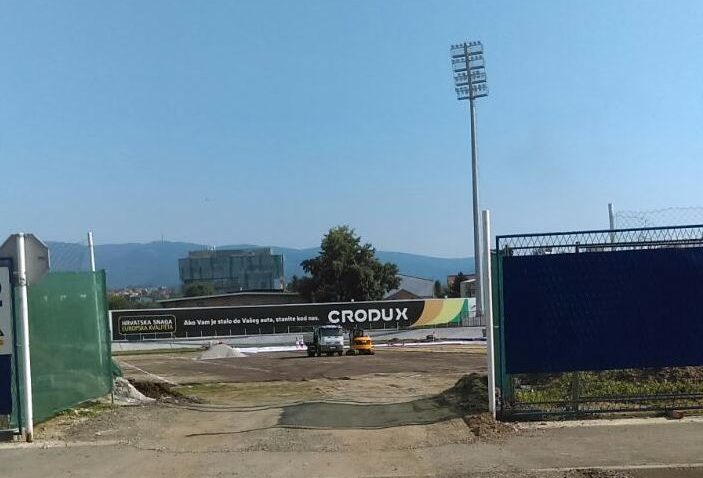 Na terenu u  Kranjčevićevoj ulici glavnu riječ vodi teška mehanizacija