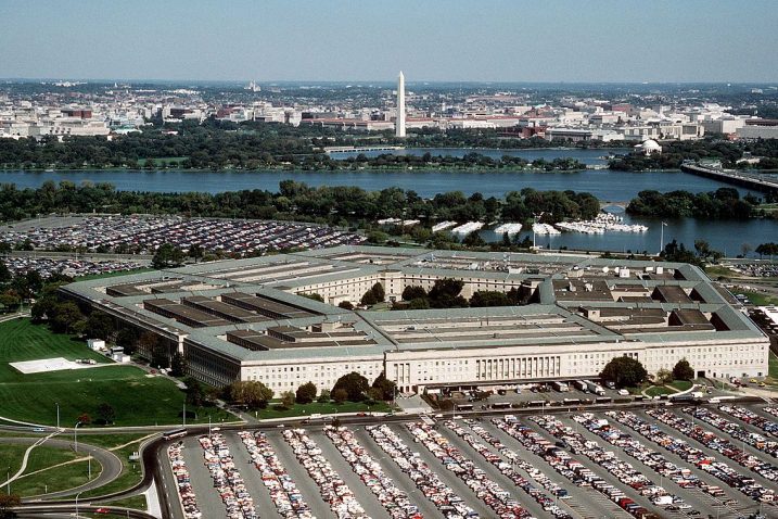 FOTO/Pentagon, Wikimedia Commons