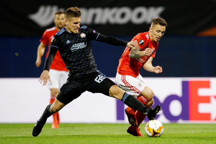 Emir Dilaver (Dinamo) i Alex Grimaldi (Benfica)/Foto REUTERS