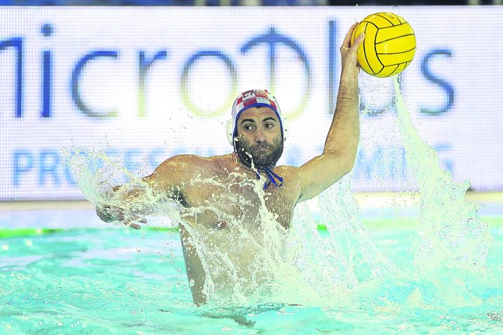 Javier Garcia/V. KARUZA
