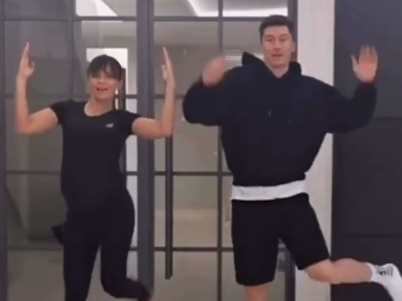 Lewandowski i njegova supruga vrijeme krate plesom
