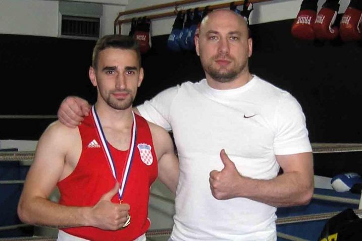 Kristijan Hodah u društvu svojeg delničkog pulena ﻿Mattea Komadine/M. KRMPOTIĆ