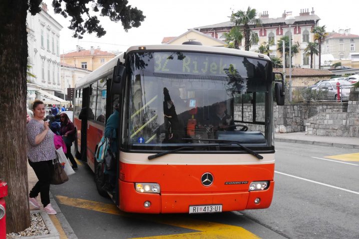 Opatijcima se ne sviđaju promjene u voznom redu Autotroleja / Snimio Marin ANIČIĆ