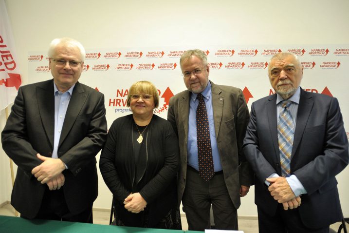 Ivo Josipović, Anka Mrak Taritaš, Drago Pilsel i Stjepan Mesić / Foto Davor KOVAČEVIĆ