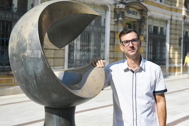 Osobno uvijek radije čitam klasičnu tiskanu knjigu - Niko Cvjetković / Snimio Ivica TOMIĆ