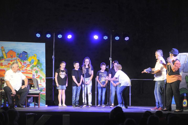 »Niš leh trdo ča« ispunila Crekvinu smijehom / Snimio Vedran KARUZA