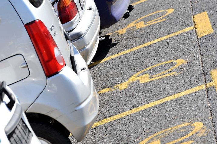 U središtu Rijeke 59 je parkirnih mjesta za invalide / NL arhiva