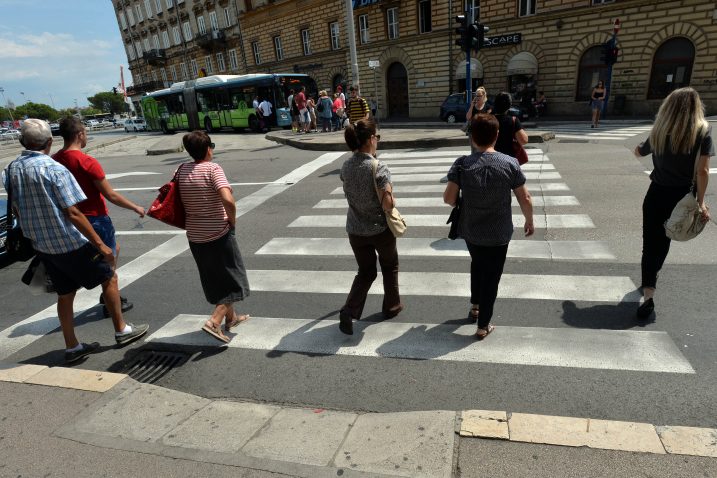 Jelačićev trg u Rijeci / Snimio Damir ŠKOMRLJ