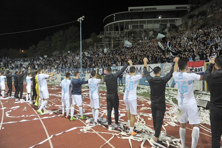 Igrači Rijeke su kao nekada podizali valove na zapadu/Foto Arhiva NL