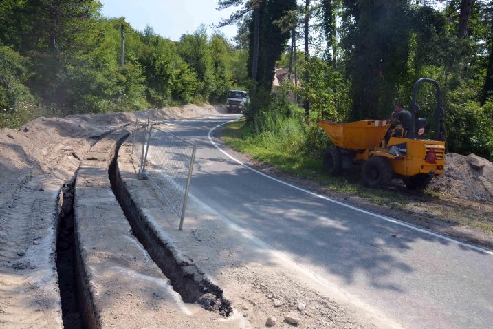 U Moravicama radovi idu po planu / Snimio Marinko KRMPOTIĆ