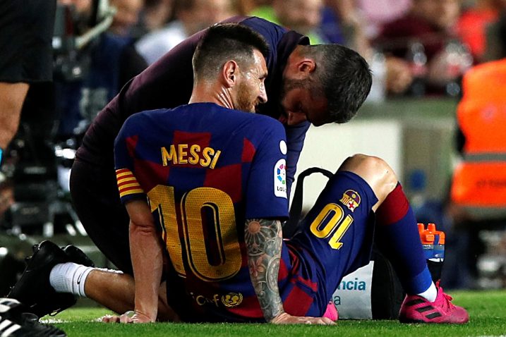 Leo Messi stradao je tijekom ogleda s Villarealom/Foto REUTERS