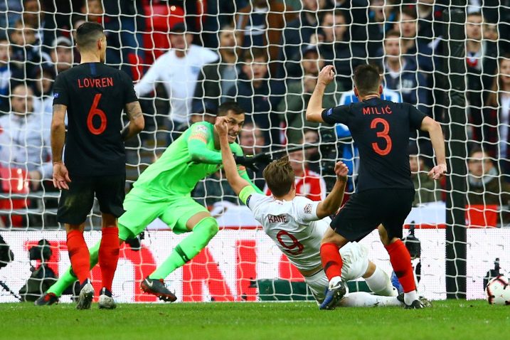Harry Kane prevario je hrvatske braniče i vratara Kalinića u 85. minuti/Foto REUTERS